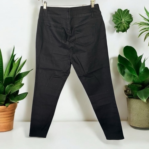 NWT! Black silver three button fly skinny jeans very stretchy size 16 or 1X - Picture 2 of 6